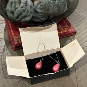 Vintage Avon Playful Petal Earring Set - silver - circa 1992, Pierced!